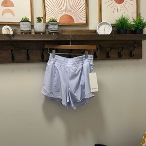 NWT lululemon Hotty Hot High-Rise Short 4” *Lined, Serene Blue, Size 6